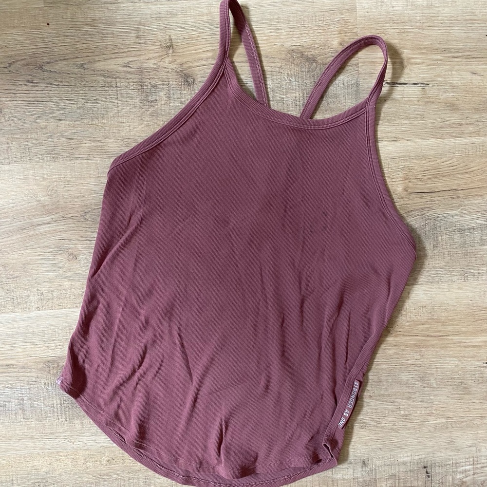 Barry’s bootcamp x lululemon tank